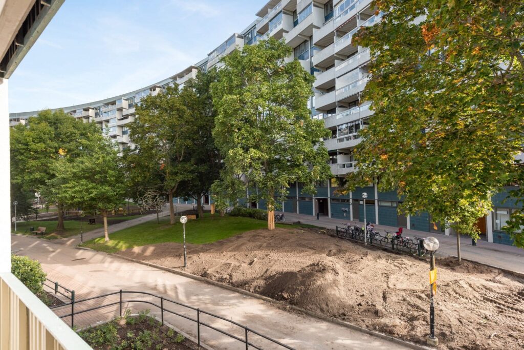 7. Nybyggd altan med grillplats BRF Danderyd Svalnas